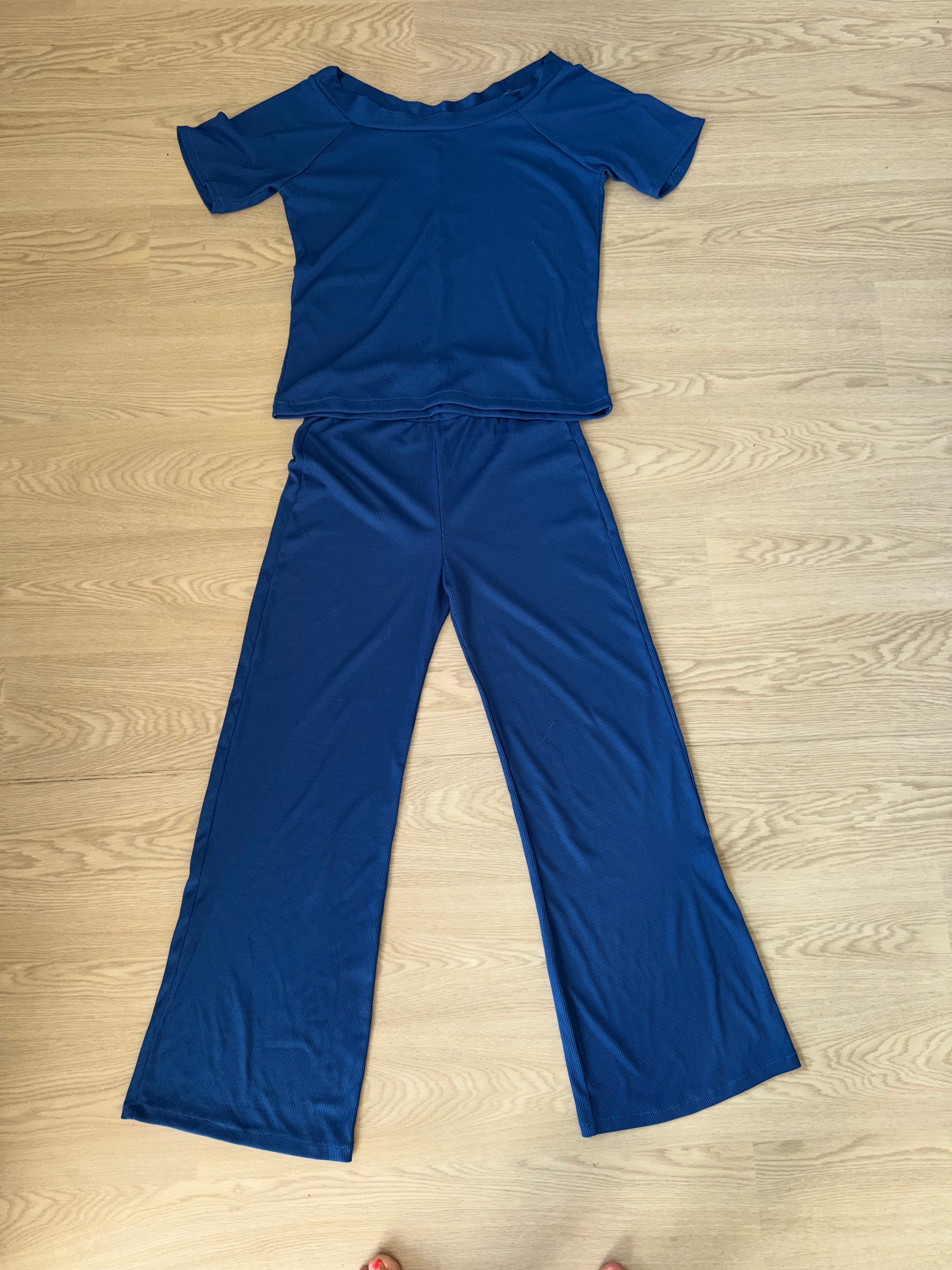 Deep blue lounge set