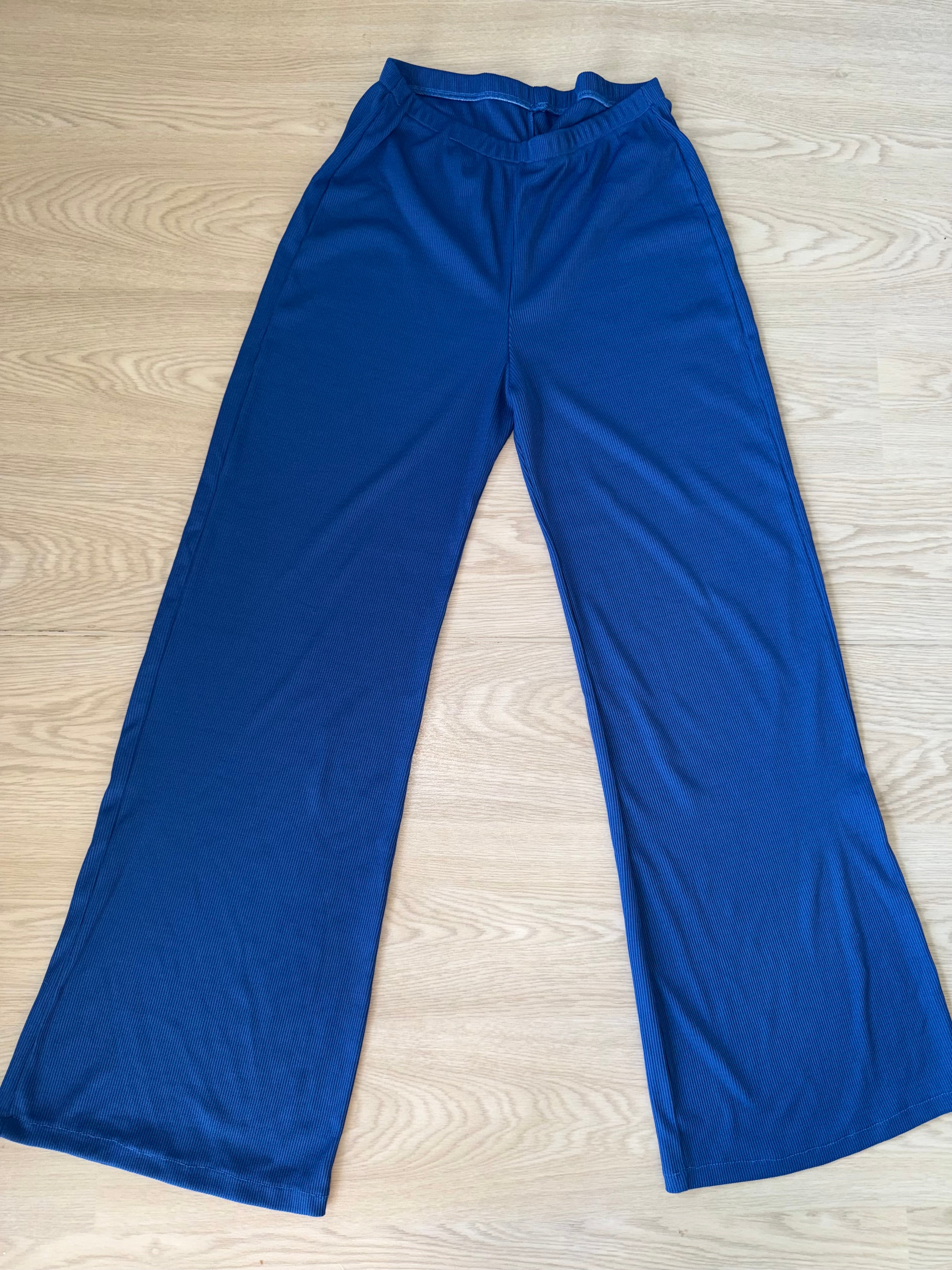 Deep blue lounge set